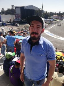 Colaborador De CIMCo En La Carrera De NASCAR Peak