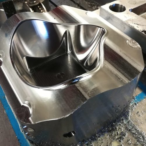 Aquí Se Aprecia El Molde De La Mascarilla, Que Lograron Idear, Diseñar Y Producir En Un Tiempo Récord De 4 Días Gracias Al Trabajo En Conjunto Entre Langer México Y CIMco.