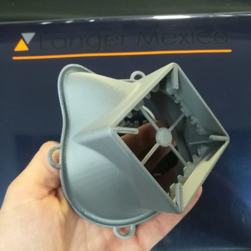 Este Fue El Primer Prototipo De La Mascarilla Impreso En 3D.